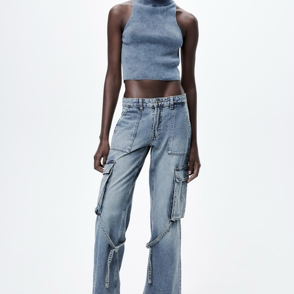 Zara TRF Mid-rise Cargo Jeans - Picture 2 of 4
